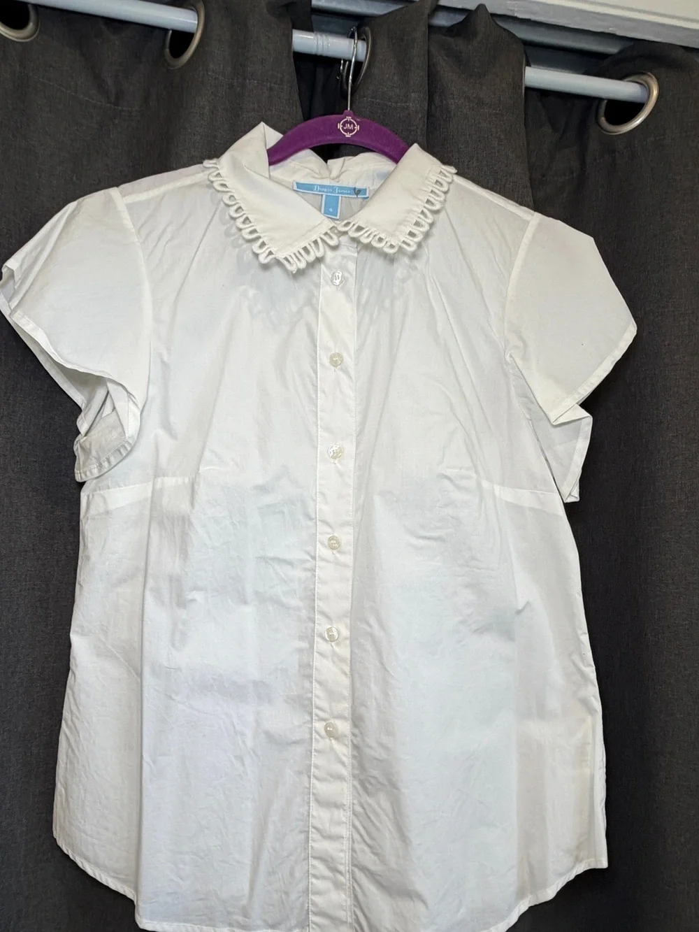 Draper James crisp white Eyelet Collar Cap Sleeve Button-Front Top 100% cotton
